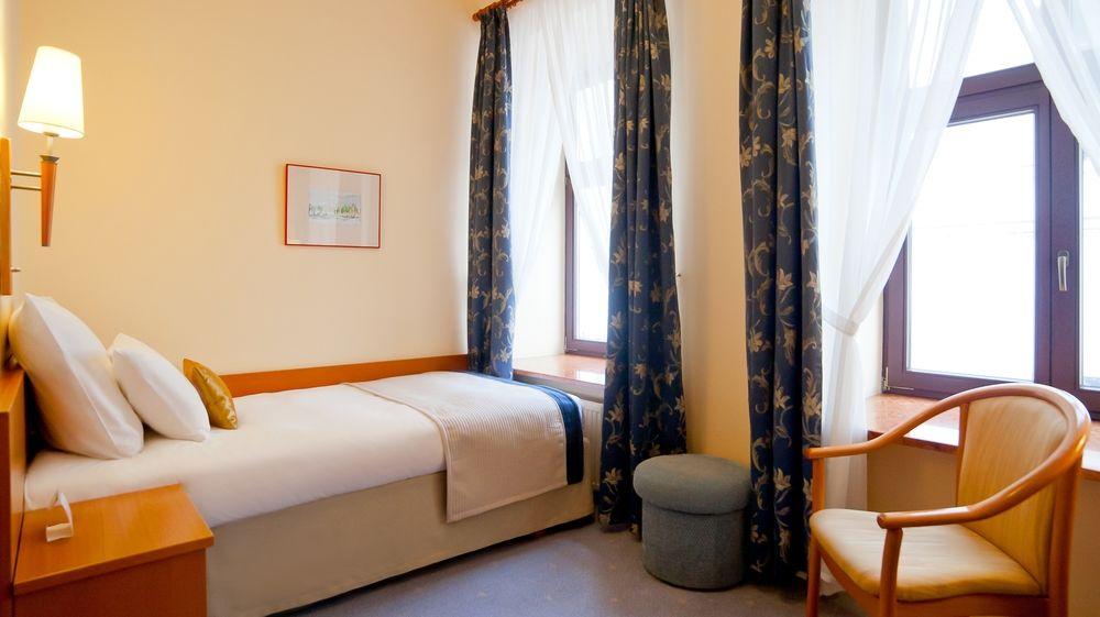 Hotel Zamojski Zamosc  Bagian luar foto