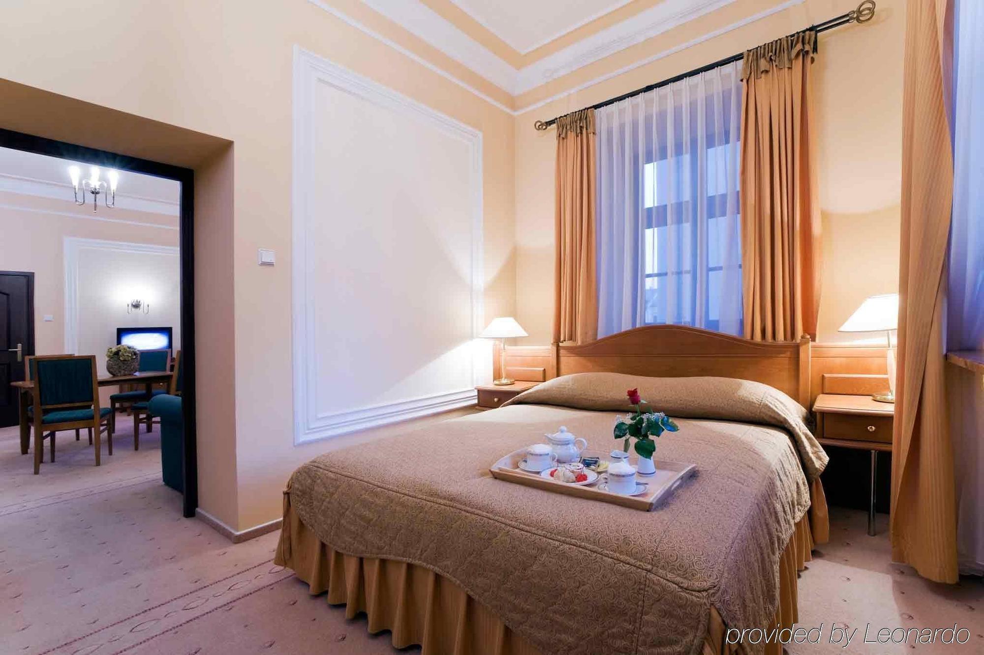 Hotel Zamojski Zamosc  Bagian luar foto