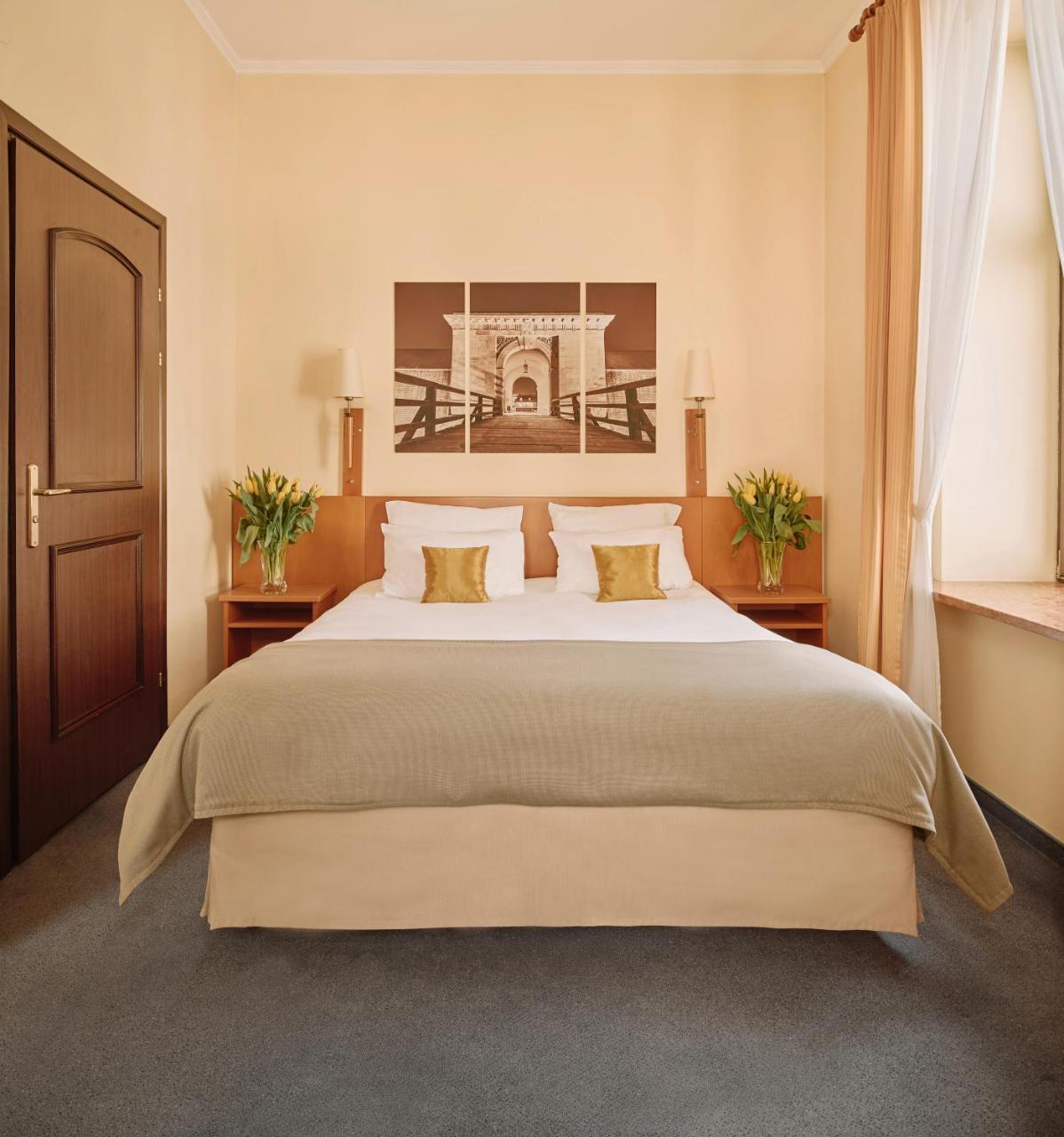 Hotel Zamojski Zamosc  Bagian luar foto