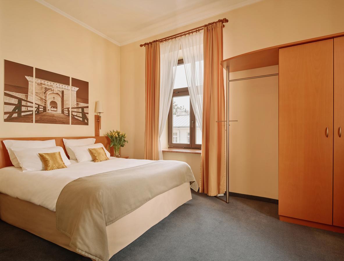 Hotel Zamojski Zamosc  Bagian luar foto