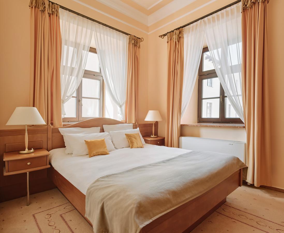 Hotel Zamojski Zamosc  Bagian luar foto